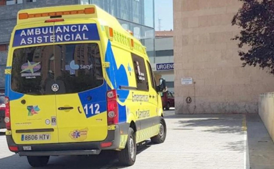 Cinco heridos en una colisión entre dos turismos en la CL-623 a la altura de Sariegos