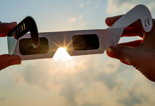 El municipio mira al cielo para vivir un eclipse solar histórico: dónde verlo y cómo proteger la vista